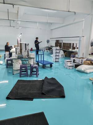 OEM одноразовые нитрильные перчатки гибкие безпыльные перчатки идеально подходят для медицинских промышленных и пищевых приложений